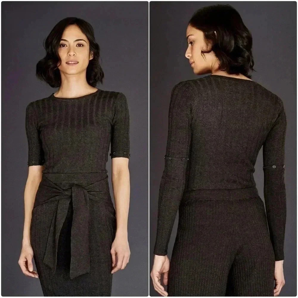 Ecru Rib Crew With Removable Sleeves Size Medium NWT